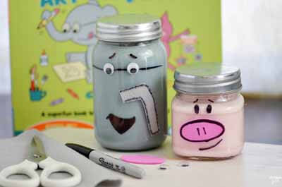 Elephant and Piggie Slime Jars