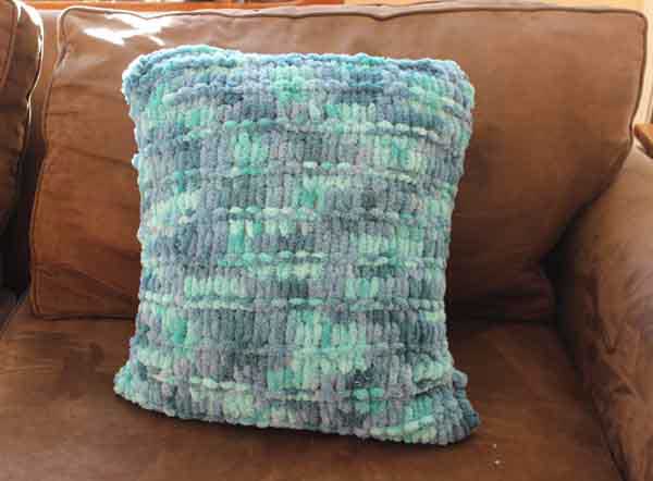 Loop Yarn Garter Ridge Pillow