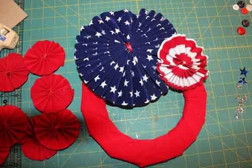 Patriotic Wreath - Wrapped Wreath