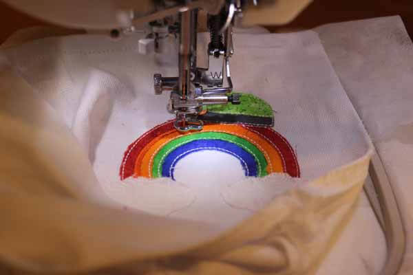 St Patricks Day Mini Tote Tutorial - Satin Stitch