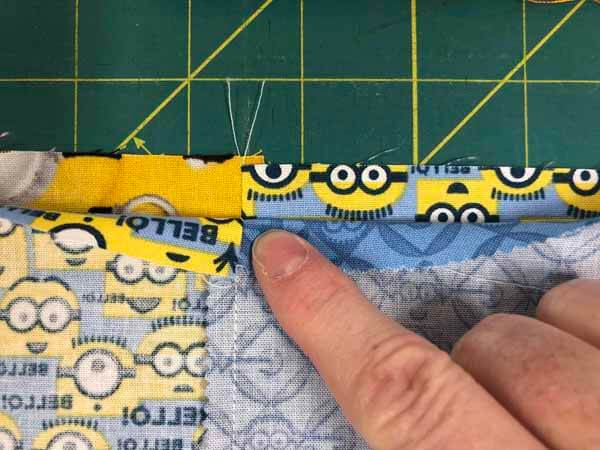 Charm Pack Quilt Pattern - Match Seams for Rows