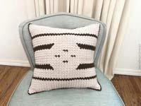 Lombardy Pillow a Free Crochet Pillow Pattern - ChristaCoDesign