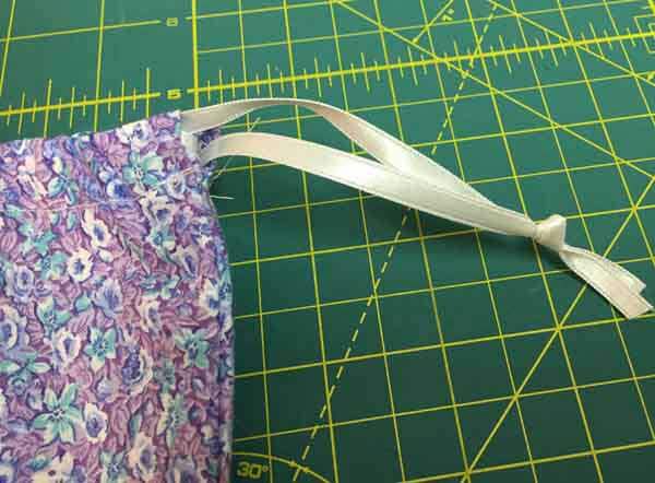 How to Make a Drawstring Shoe Bag for Travel | Needlepointers.com