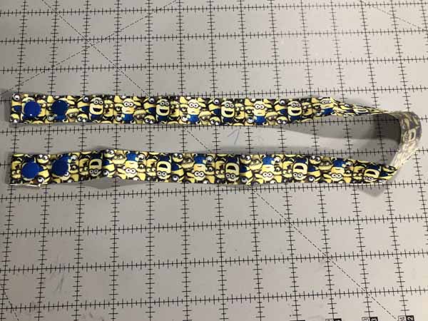 Face Mask Strap Lanyard Tutorial - Finished Lanyard