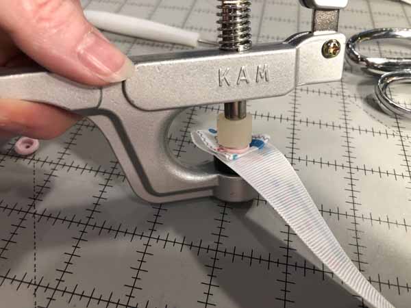 Face Mask Strap Lanyard Tutorial - Press with Pliers