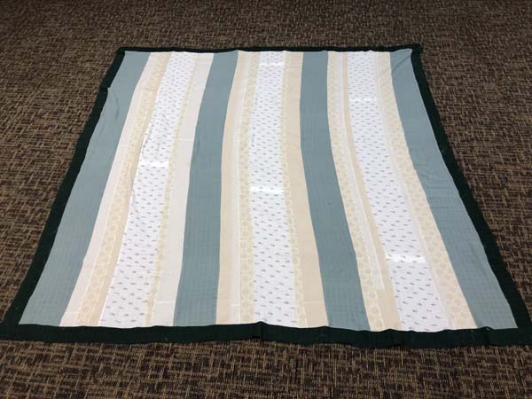 Green Vertical Stripe Quilt Pattern | Needlepointers.com