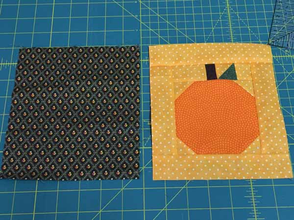 Pumpkin Mug Rug Tutorial - Blocks