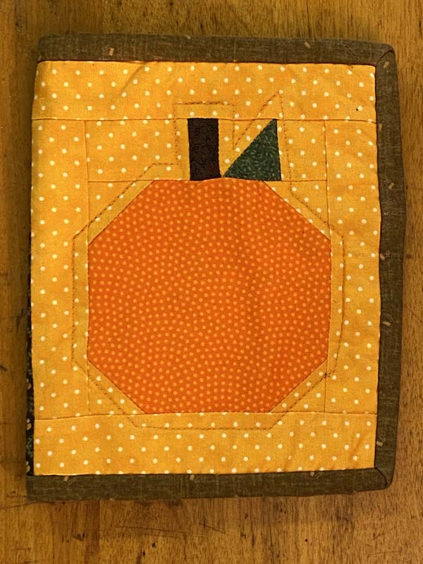 Free Pumpkin Quilt Block Pattern | Needlepointers.com