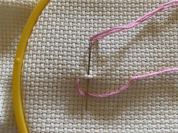 Long and Short Stitch Embroidery (Blanket Stitch) | Needlepointers.com