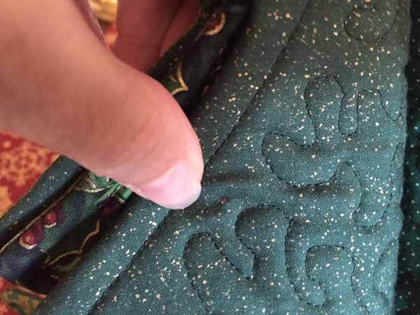 Tabletop Tannenbaum Tree - Quilting