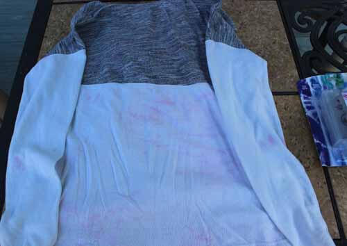 How to fix a dyed shirt